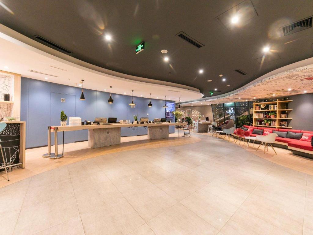 宜必思雅安廊桥酒店 外观 照片